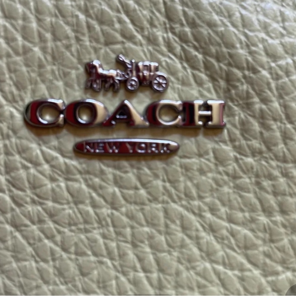 MINI coach backpack! - Picture 3 of 3